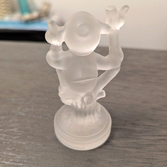 1992 GOEBEL Frosted CRYSTAL Collection - Apple Tree Boy  - Picture 2 of 5